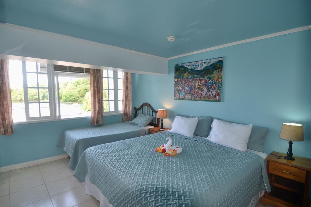 פורט אנטוניו Moon San Villa At The Blue Lagoon מראה חיצוני תמונה